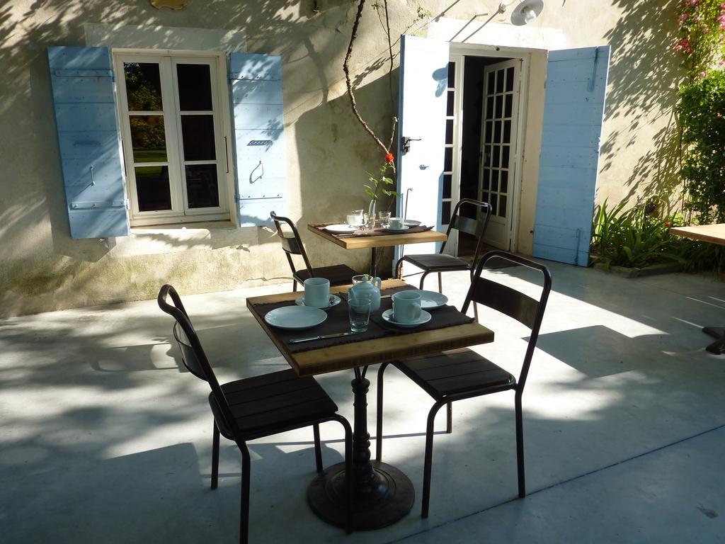 Montjoia LʼIsle-sur-la-Sorgue Exterior foto